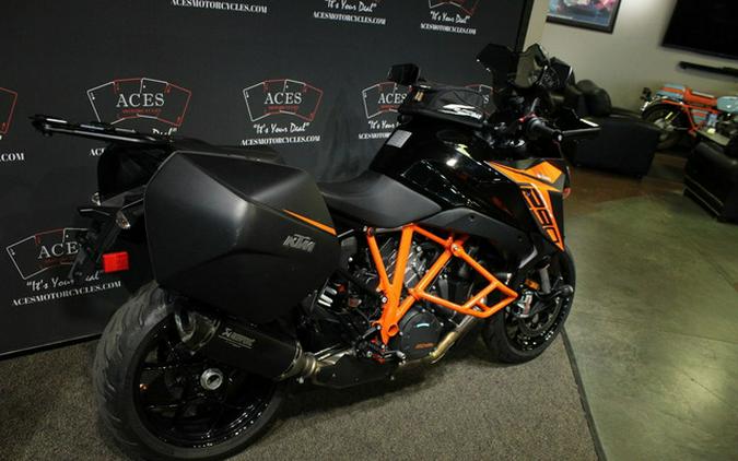 2020 KTM Super Duke 1290 GT