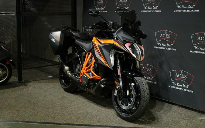 2020 KTM Super Duke 1290 GT