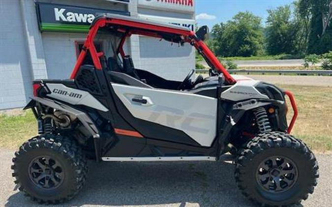 2022 Can-Am Maverick Sport X RC 1000R