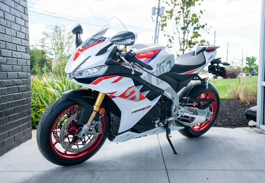 2024 Aprilia RSV4 Factory 1100