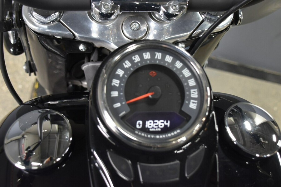 2018 Harley-Davidson Heritage Classic 114