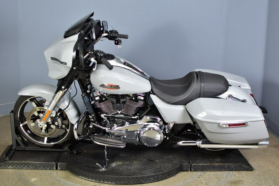2024 Harley-Davidson Street Glide FLHX