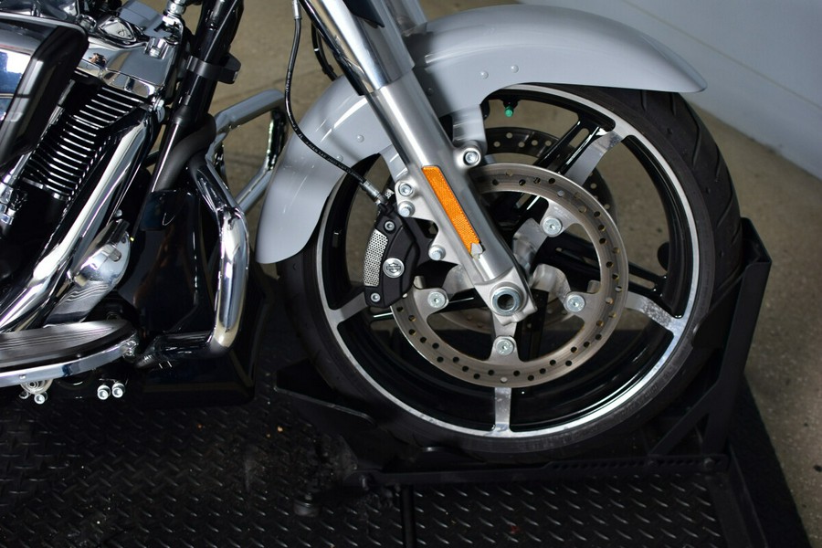 2024 Harley-Davidson Street Glide FLHX