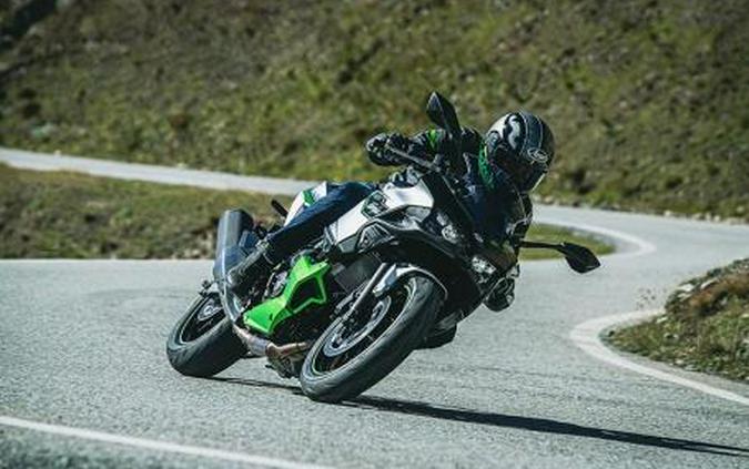 2024 Kawasaki Ninja® 7 Hybrid ABS