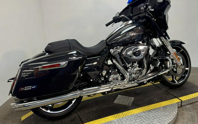 2026 Harley-Davidson® Street Glide® FLHX