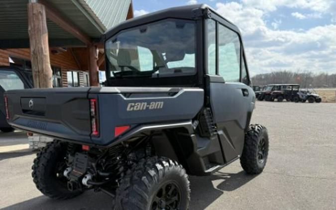 2026 Can-Am Defender XT CAB HD11