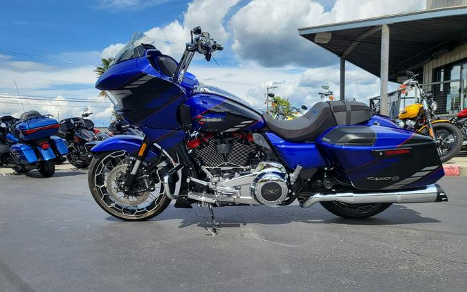 2025 Harley-Davidson CVO Road Glide Blue Streak