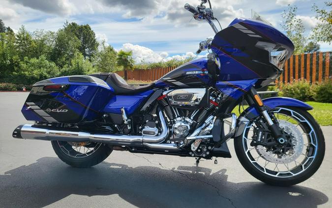 2025 Harley-Davidson CVO Road Glide Blue Streak
