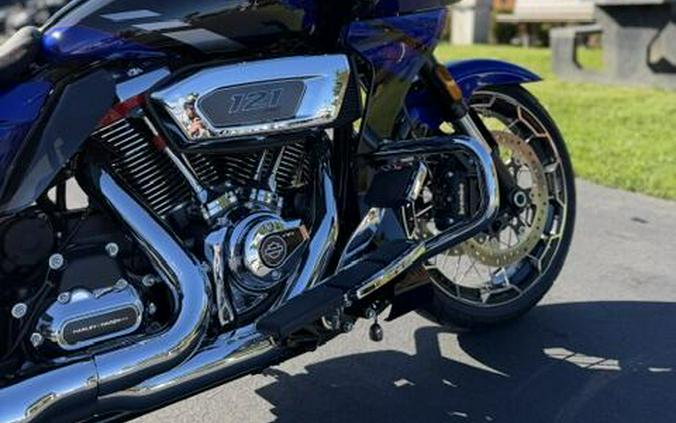 2025 Harley-Davidson CVO Road Glide Blue Streak