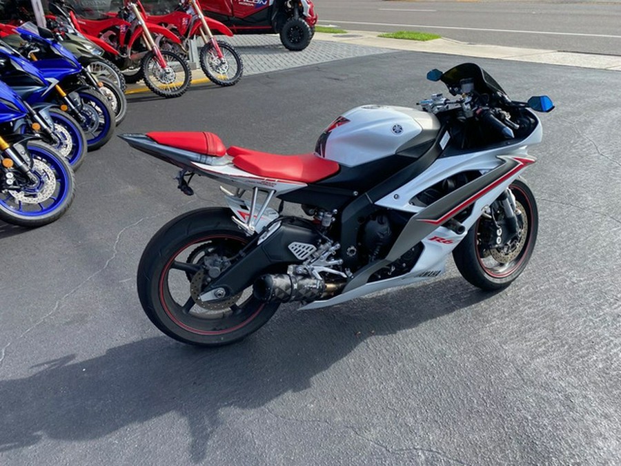 2009 Yamaha YZF-R6 Pearl White