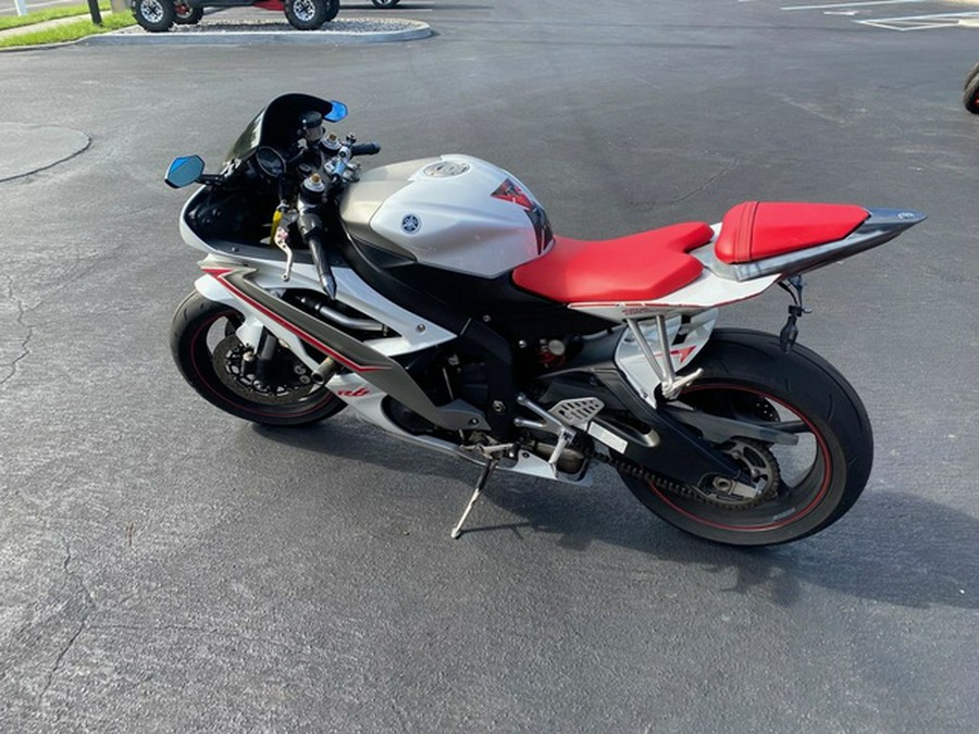 2009 Yamaha YZF-R6 Pearl White