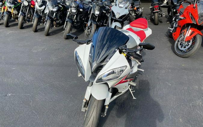 2009 Yamaha YZF-R6 Pearl White