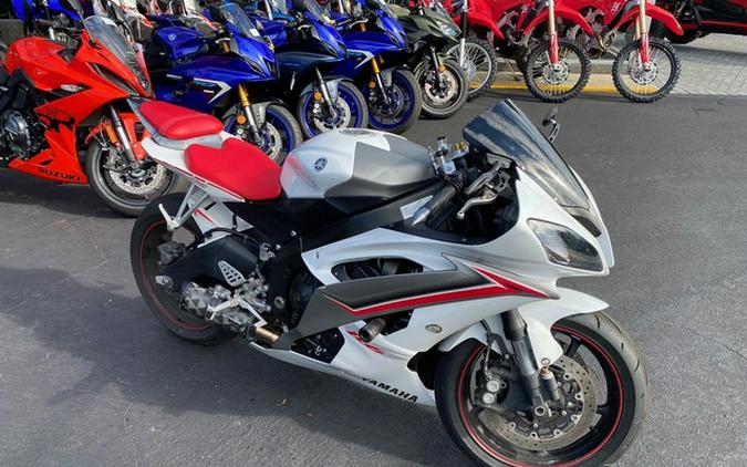 2009 Yamaha YZF-R6 Pearl White