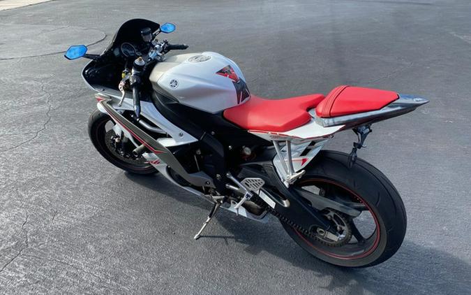 2009 Yamaha YZF-R6 Pearl White