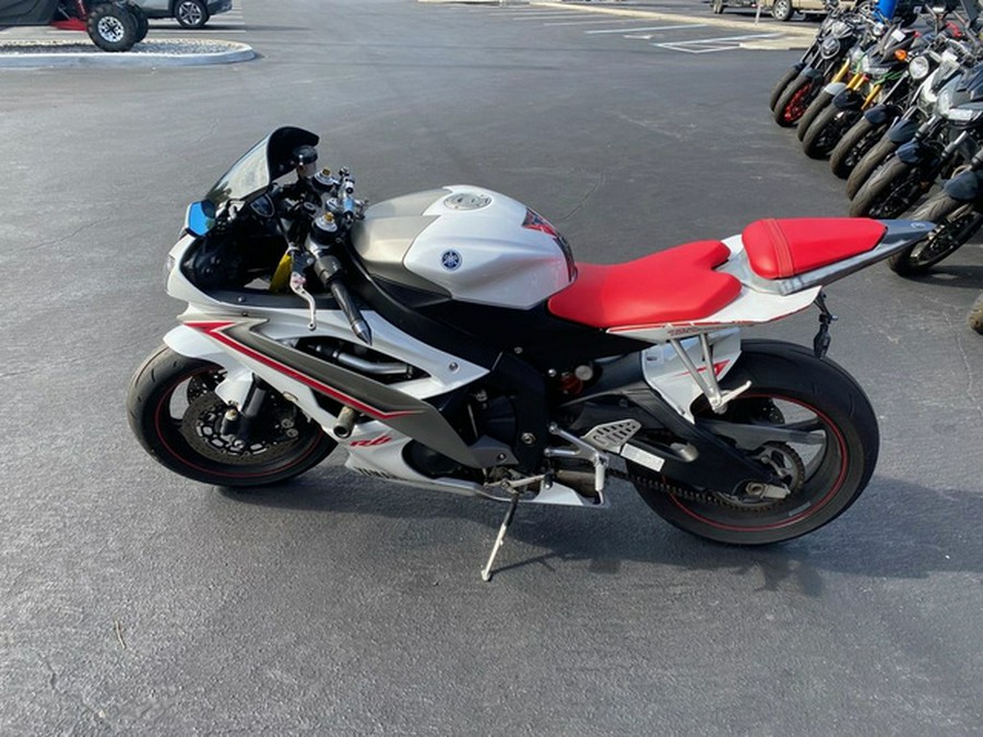 2009 Yamaha YZF-R6 Pearl White