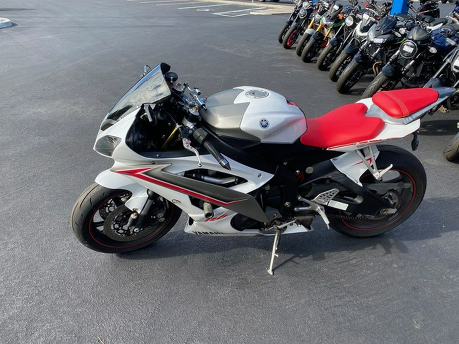2009 Yamaha YZF-R6 Pearl White