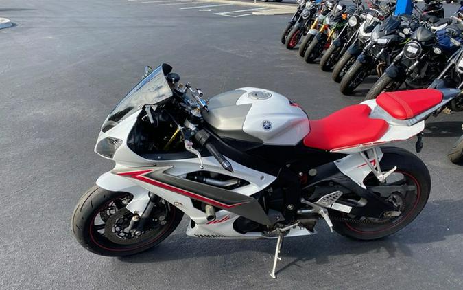 2009 Yamaha YZF-R6 Pearl White