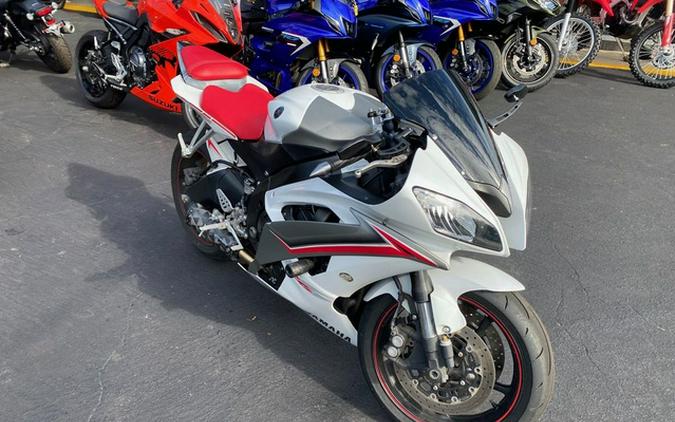 2009 Yamaha YZF-R6 Pearl White
