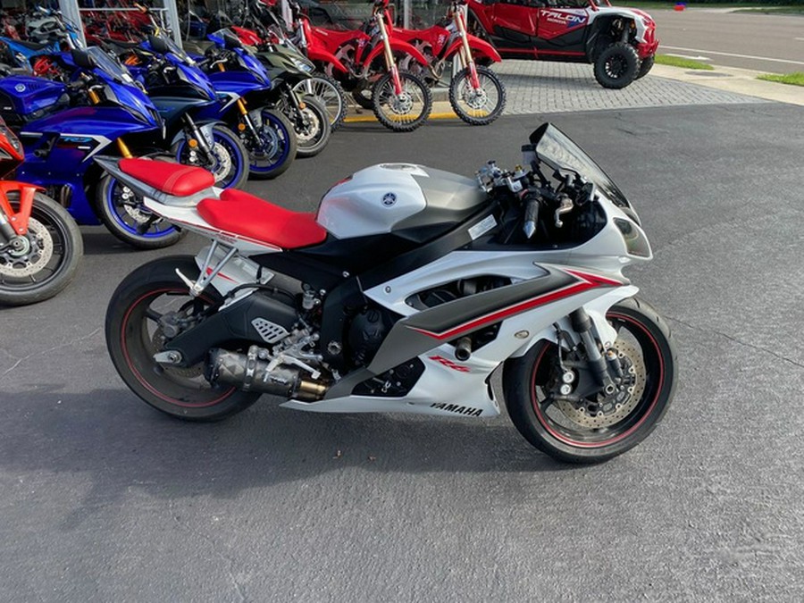 2009 Yamaha YZF-R6 Pearl White