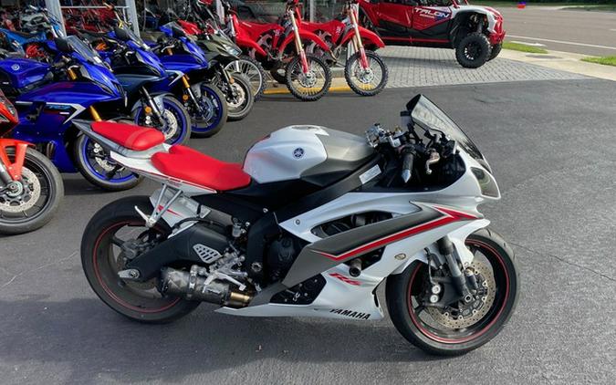 2009 Yamaha YZF-R6 Pearl White