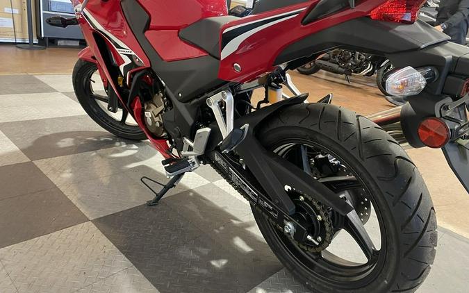 2021 Honda CBR300R Base