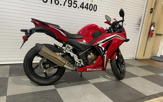 2021 Honda CBR300R Base