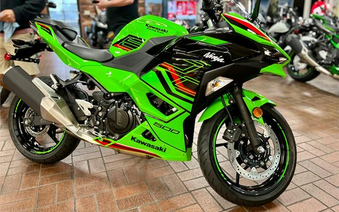 2024 Kawasaki Ninja 500 KRT Edition