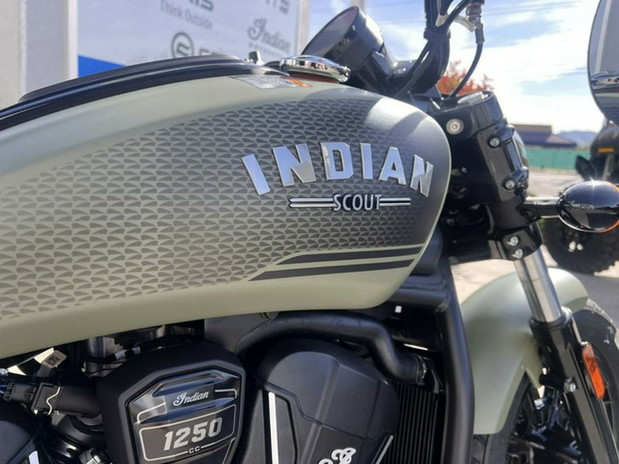 2026 Indian Scout Bobber Limited +Tech Moss Green Smoke