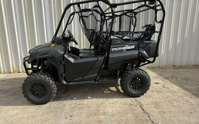 2026 Honda Pioneer 700-4 Deluxe