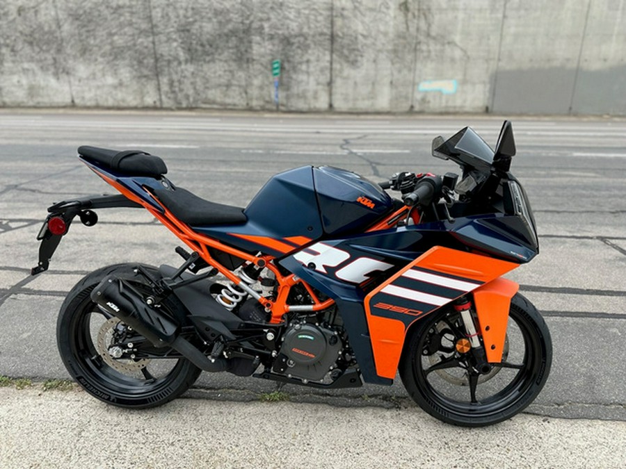 2024 KTM RC 390