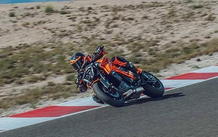 2026 KTM 1390 SUPER DUKE R EVO