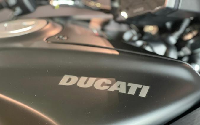2026 Ducati Diavel V4