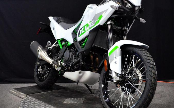 2026 Kawasaki KLE500 ABS SE Pearl Blizzard White