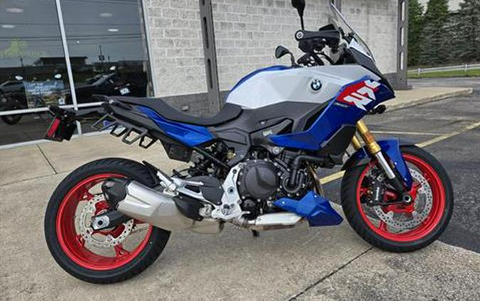 2026 BMW F 900 XR