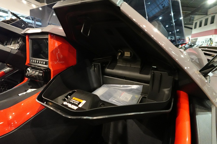 2026 Slingshot Slingshot R - AutoDrive