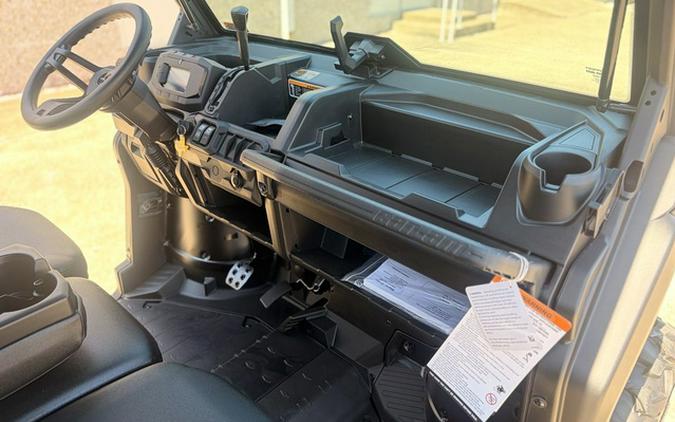 2026 Can-Am Defender MAX DPS HD9 Stealth Black