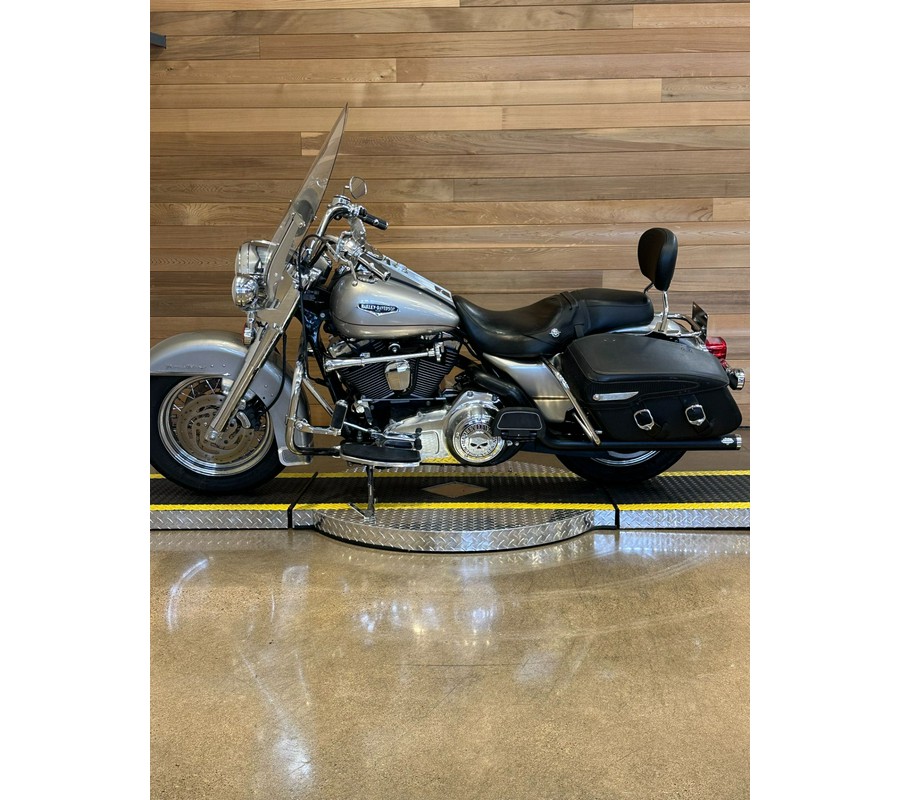 2007 Harley-Davidson FLHRC Road King® Classic