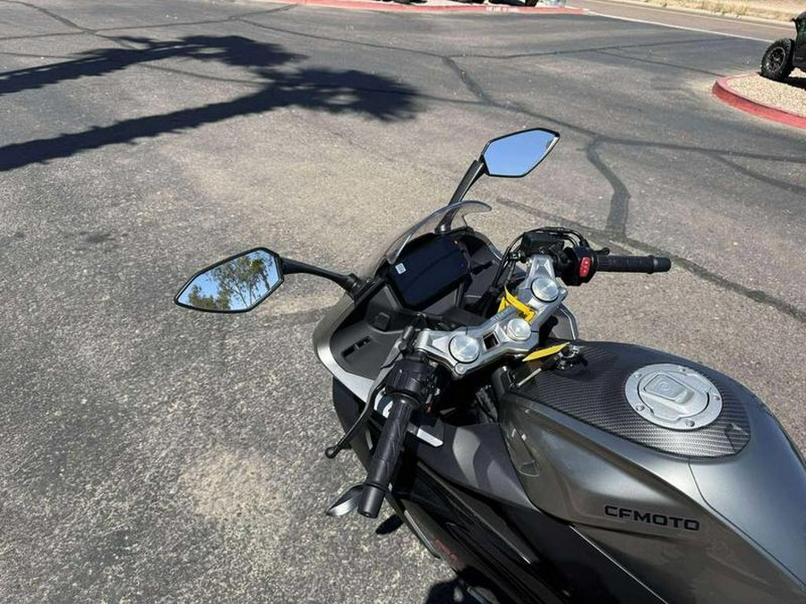 2025 CFMOTO 300SS