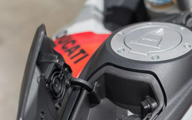 2025 Ducati Multistrada V4 RS