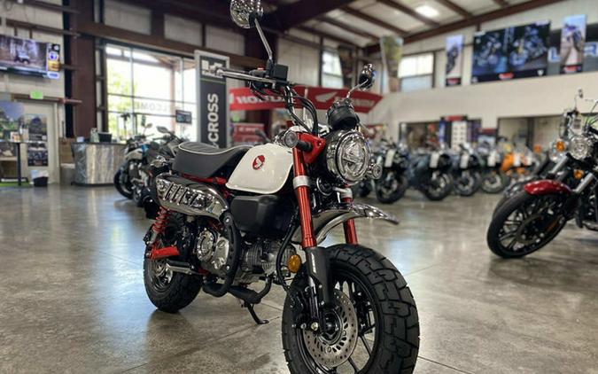 2025 Honda Monkey ABS