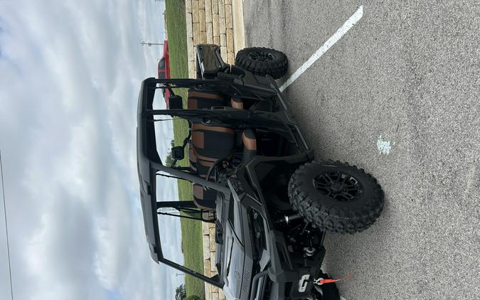 2026 Can-Am Defender MAX Lone Star HD11