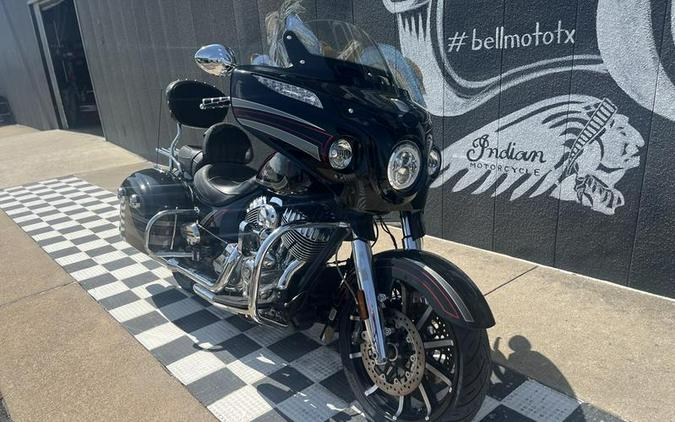 2018 Indian Motorcycle® Chieftain® Limited ABS Thunder Black Pearl with Graphics