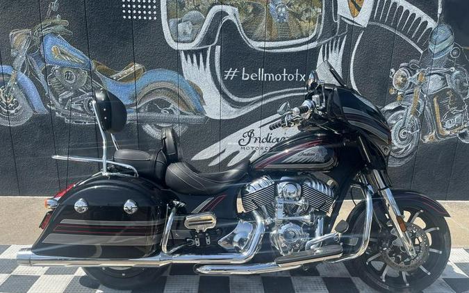 2018 Indian Motorcycle® Chieftain® Limited ABS Thunder Black Pearl with Graphics