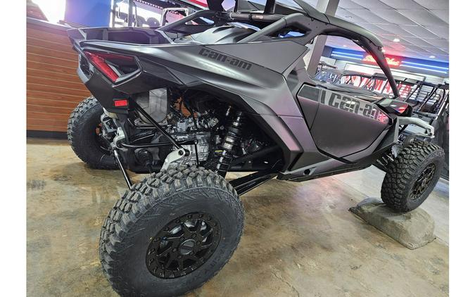 2024 Can-Am Maverick R X rs