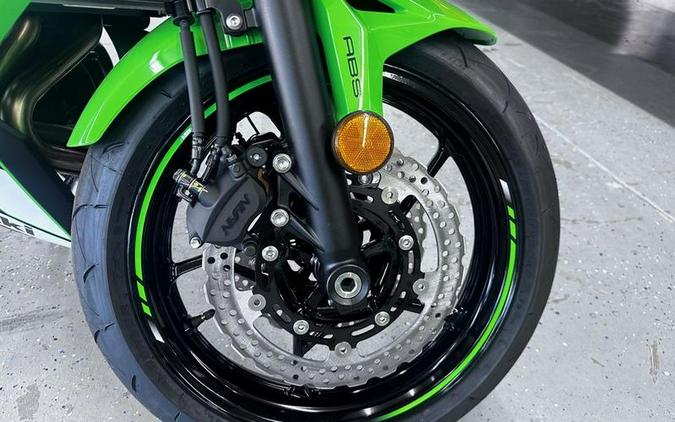 2025 Kawasaki EX650PSFAN