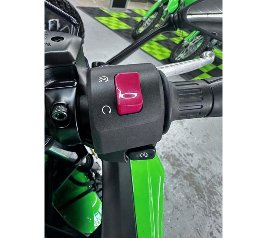 2025 Kawasaki EX650PSFAN