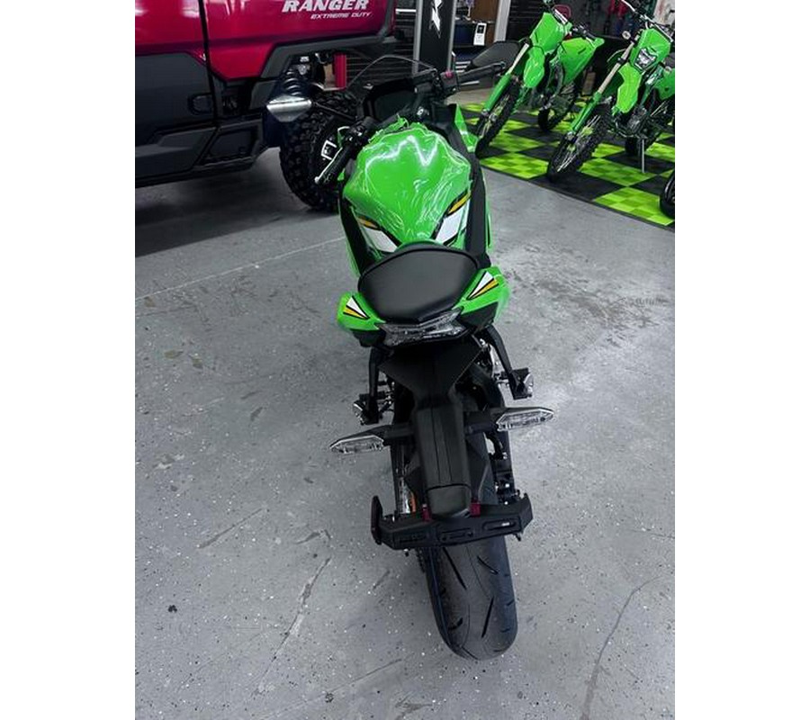 2025 Kawasaki EX650PSFAN