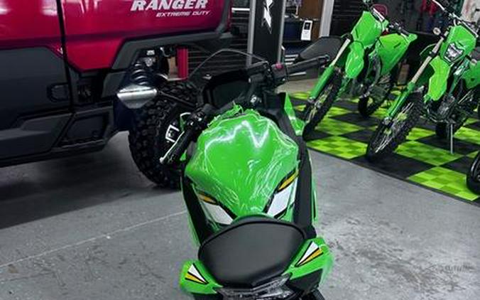 2025 Kawasaki EX650PSFAN