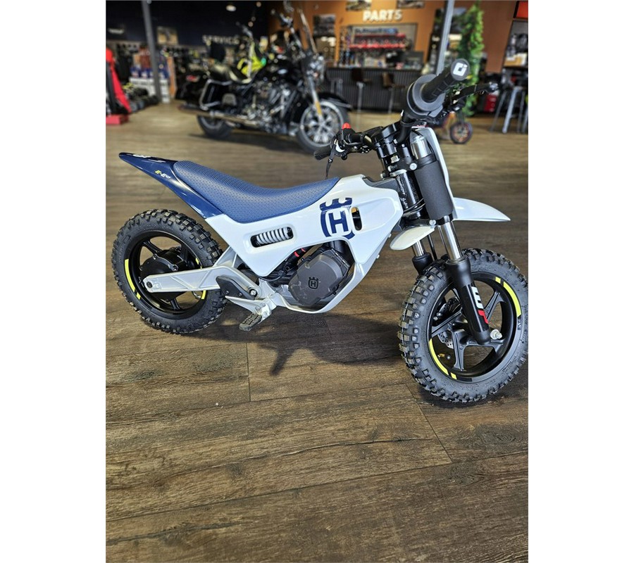 2024 Husqvarna Motorcycles EE 2