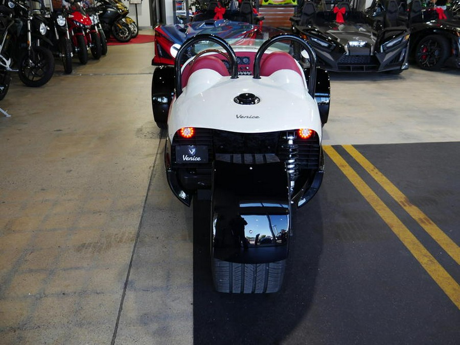 2023 Vanderhall Venice GTS